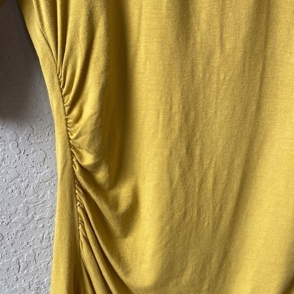 Ann Taylor Short Sleeve Gathered Tee Size XS - Picture 3 of 11